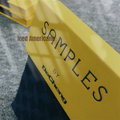 Libro sugli abiti rimovibili dal nuovo design 2024